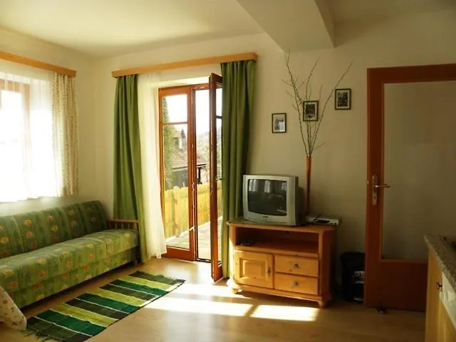 Gastehaus Lisa Farm stay